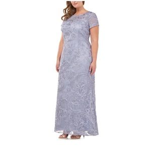 Soutache Lace Gown
JS COLLECTIONS